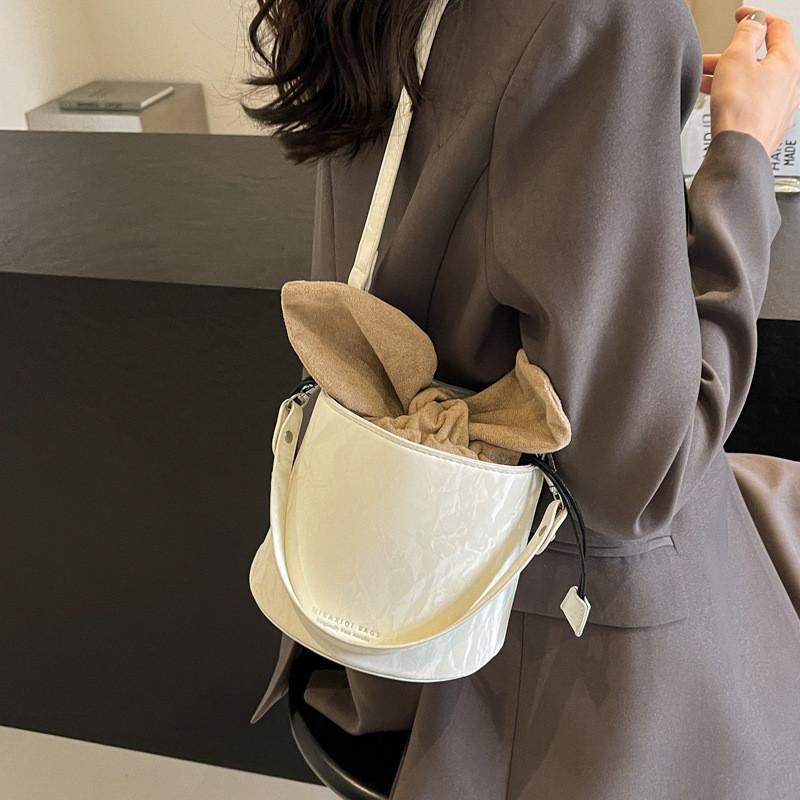 IELGY Корейская модная сумочка, сумка-ведро в стиле ретро контрастного цвета, сумка-мессенджер через плечо бежевый
IELGY Корейская модная сумочка, сумка-ведро в стиле ретро контрастного цвета, сумка-мессенджер через плечо бежевый