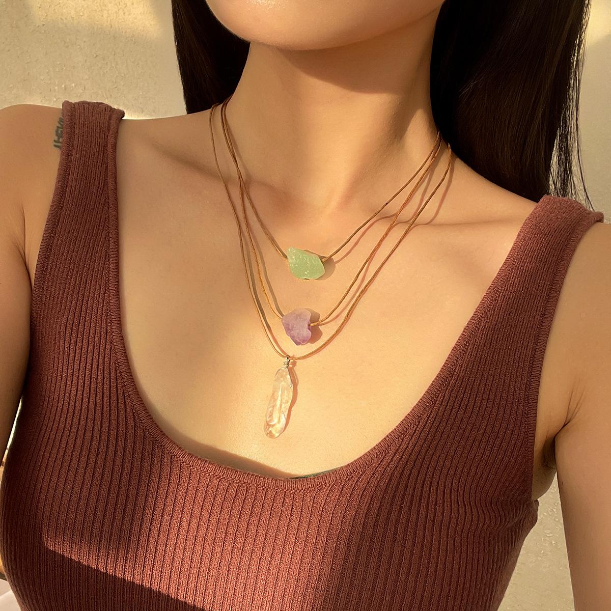 Retro Ethnic Style Irregular Gravel Pendant Necklace, Adjustable Wax Line Crystal Fringed Necklace
Retro Ethnic Style Irregular Gravel Pendant Necklace, Adjustable Wax Line Crystal Fringed Necklace