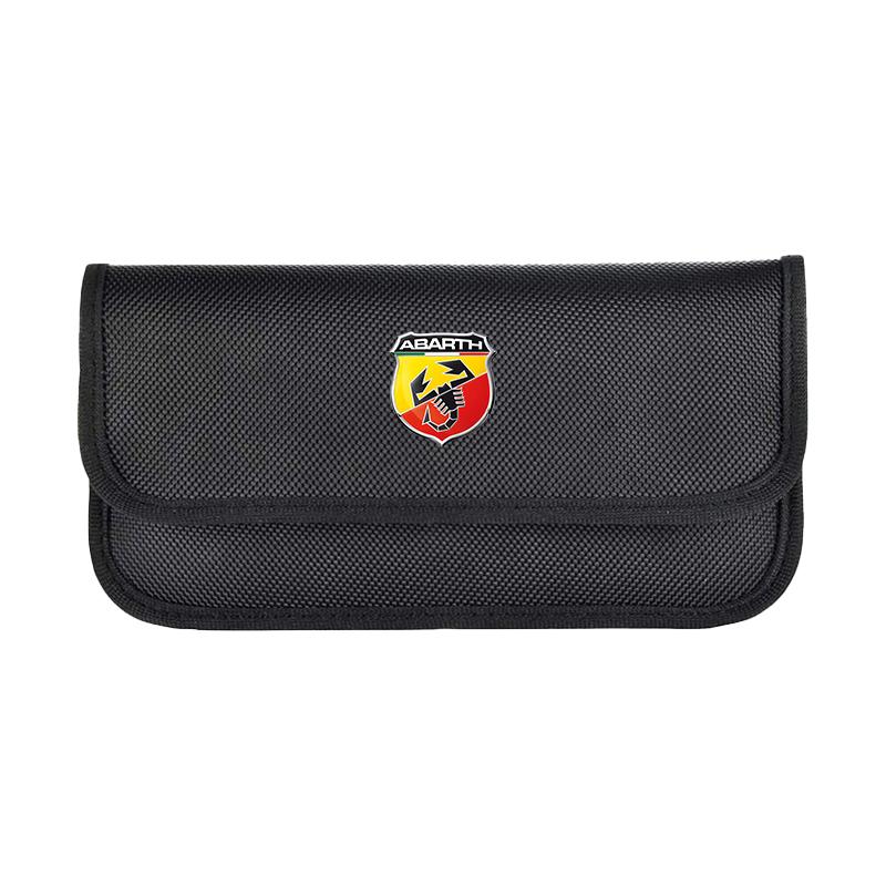 1pcs Car Key Signal Blocker Case Faraday Pouch RFID Blocking Bag For Fiat Grande Punto Abarth Tipo Stilo Ducato Palio 500x Bravo
1pcs Car Key Signal Blocker Case Faraday Pouch RFID Blocking Bag For Fiat Grande Punto Abarth Tipo Stilo Ducato Palio 500x Bravo