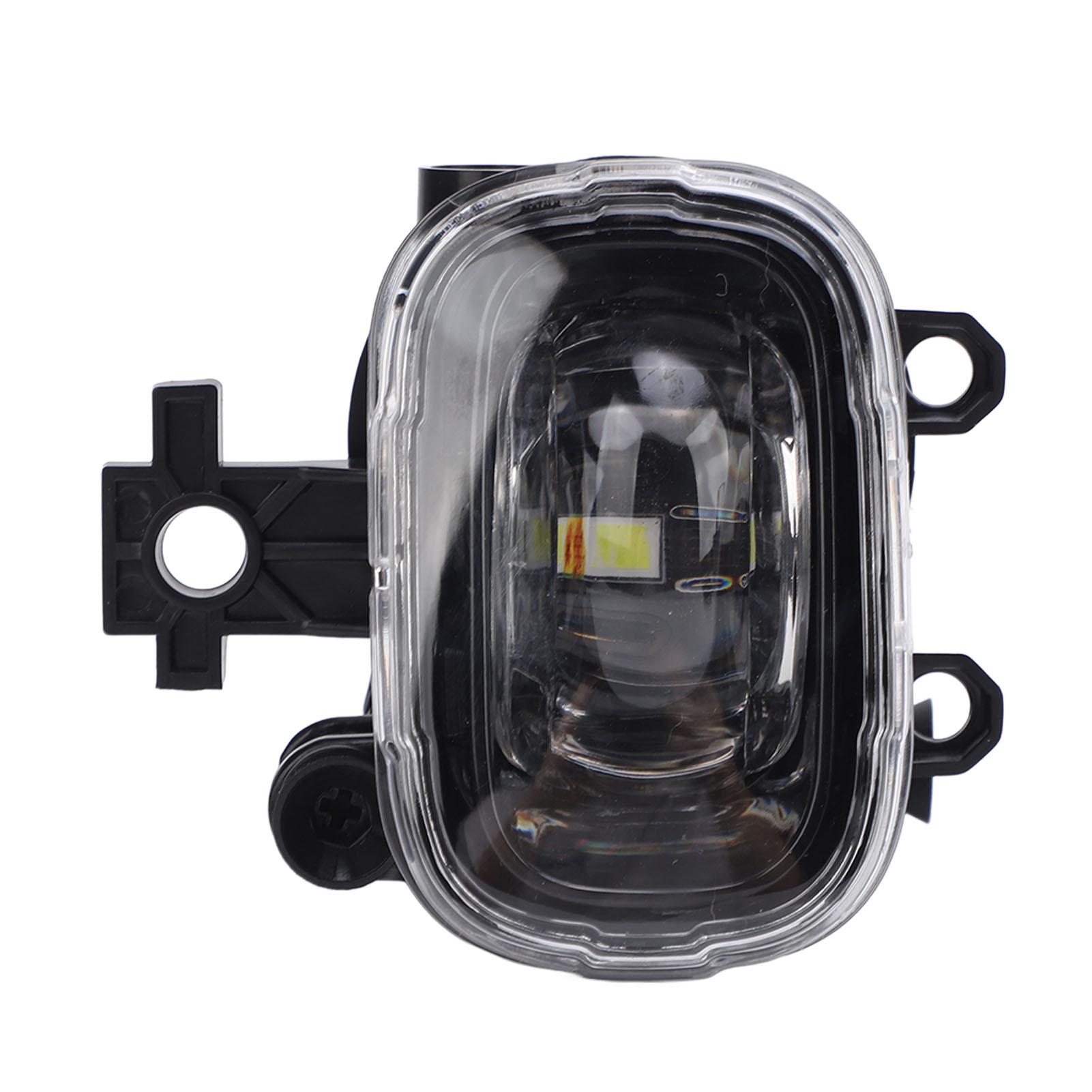 Передня протитуманна фара Збільшена яскравість Покращена безпека Стильний зовнішній вигляд автомобіля Світлодіодна протитуманна фара для Clio 2020 та Left: 261550862R
Передня протитуманна фара Збільшена яскравість Покращена безпека Стильний зовнішній вигляд автомобіля Світлодіодна протитуманна фара для Clio 2020 та Left: 261550862R