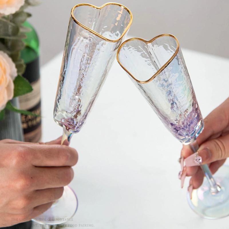 Fashion Golden Rimmed Heart Shaped Glass Goblet Durable Wine Drinking Glass For Home Party Club
Fashion Golden Rimmed Heart Shaped Glass Goblet Durable Wine Drinking Glass For Home Party Club