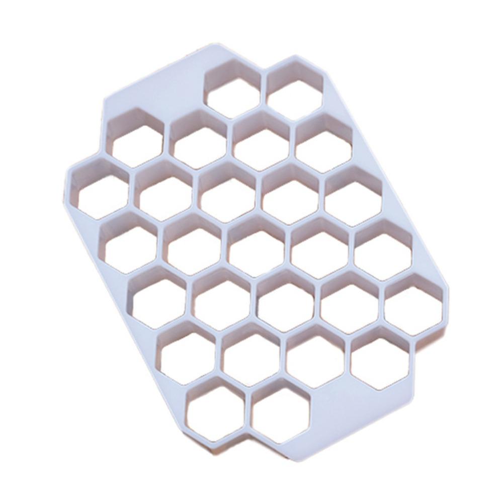 Quick Efficient Dumpling Maker Mold 27 Holes Dough Cutter Honeycomb Divider Wontons Making белый
Quick Efficient Dumpling Maker Mold 27 Holes Dough Cutter Honeycomb Divider Wontons Making белый