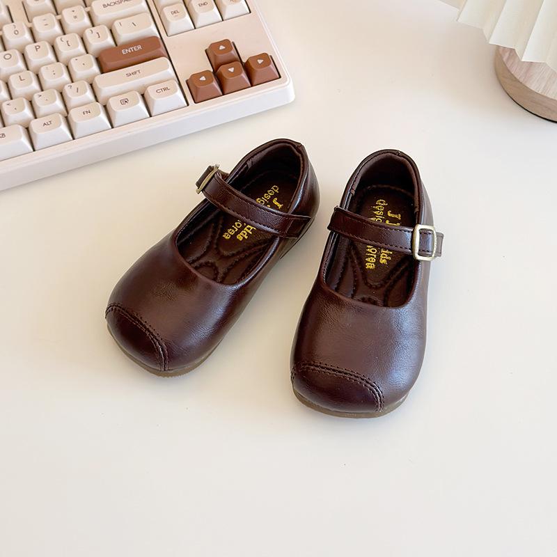 Trendy Spring 2025 Chic Princess Leather Shoes for Baby Girls Size 22, Insole 13.4cm темно-коричневого
Trendy Spring 2025 Chic Princess Leather Shoes for Baby Girls Size 22, Insole 13.4cm темно-коричневого