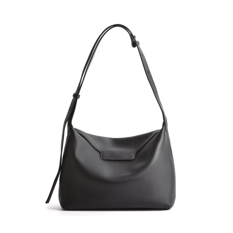 Versatile Casual Crossbody Bag Top Layer Cowhide Premium Texture Shoulder Large Capacity Storage Genuine Leather Commuting Women 30x10x21cm чёрный
Versatile Casual Crossbody Bag Top Layer Cowhide Premium Texture Shoulder Large Capacity Storage Genuine Leather Commuting Women 30x10x21cm чёрный