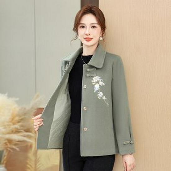 Wool Blend Coat: Stylish Exterior, Warm Interior - Quality and Comfort Combined XL
Wool Blend Coat: Stylish Exterior, Warm Interior - Quality and Comfort Combined XL