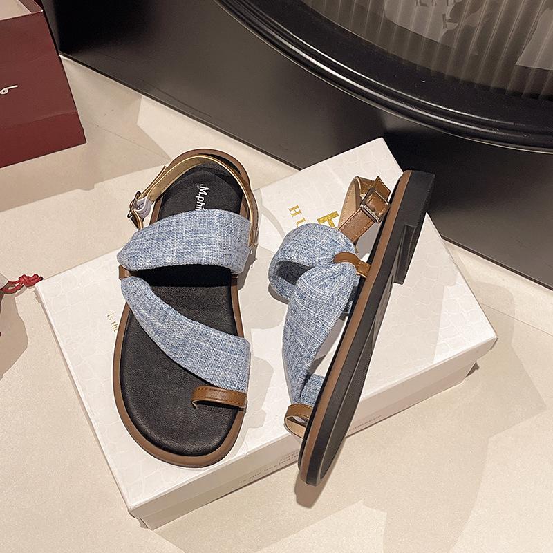 Niche design high-end flat-soled sandals women s 2025 summer new fashion design flat-soled vacation cool slippers 40 синий
Niche design high-end flat-soled sandals women s 2025 summer new fashion design flat-soled vacation cool slippers 40 синий