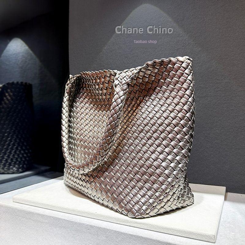 Vegetable Basket Handmade Weaving All-Matching Shoulder Tote Bag Classy silver gray
Vegetable Basket Handmade Weaving All-Matching Shoulder Tote Bag Classy silver gray