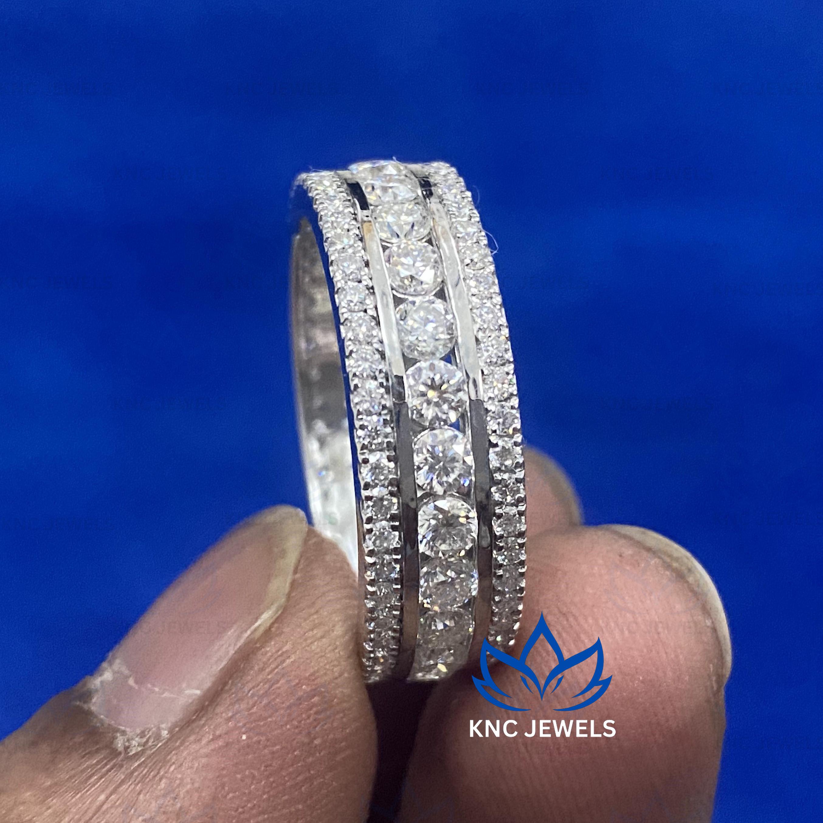 KNC Jewels 2.5ctw круглой огранки муассанит унисекс вечность обручальное кольцо серебро 925 пробы Ring Size 4 US
KNC Jewels 2.5ctw круглой огранки муассанит унисекс вечность обручальное кольцо серебро 925 пробы Ring Size 4 US