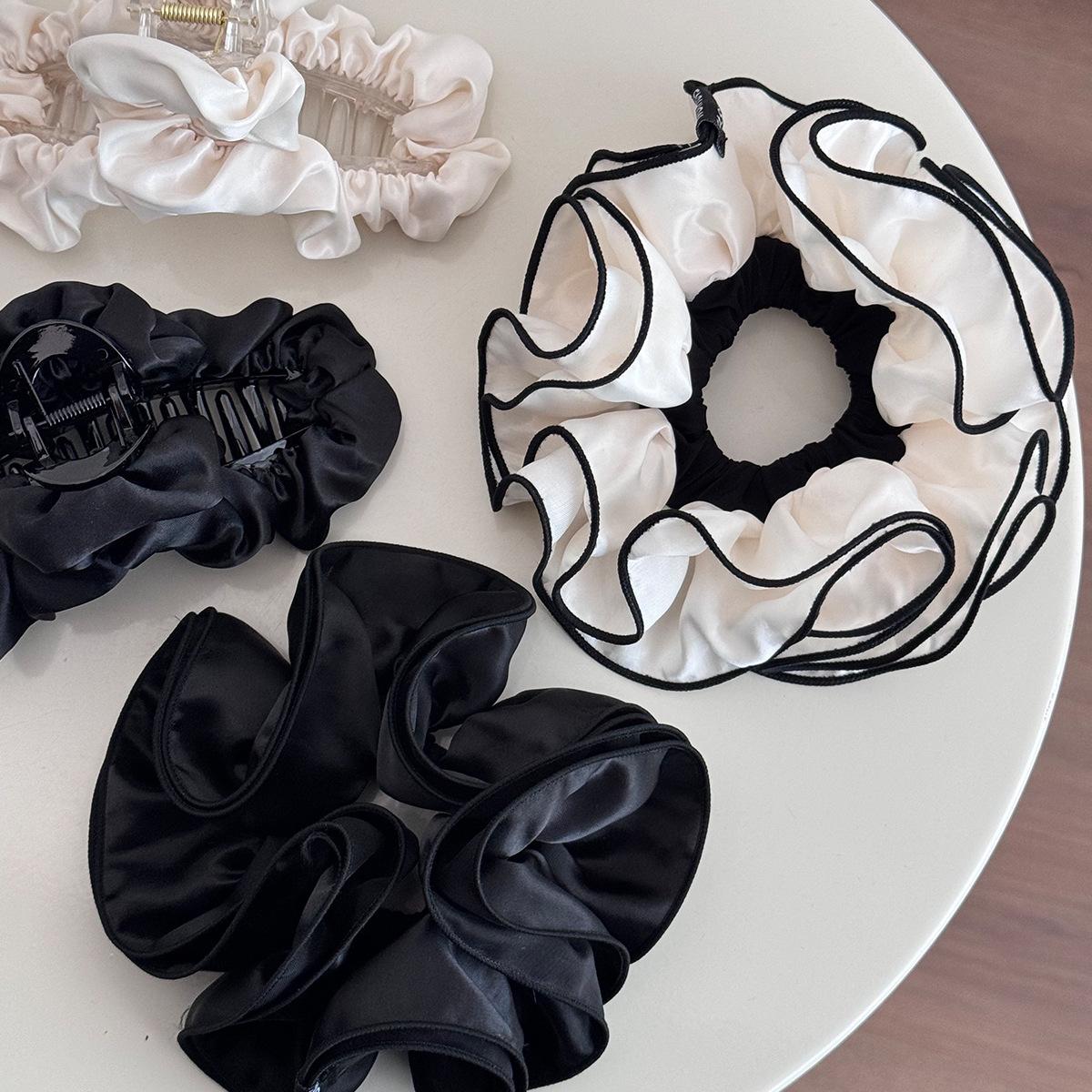 Large big set korean hair accessories for women girl bands elastic rubber scrunchies vintage popular catches leading fashion new
Large big set korean hair accessories for women girl bands elastic rubber scrunchies vintage popular catches leading fashion new