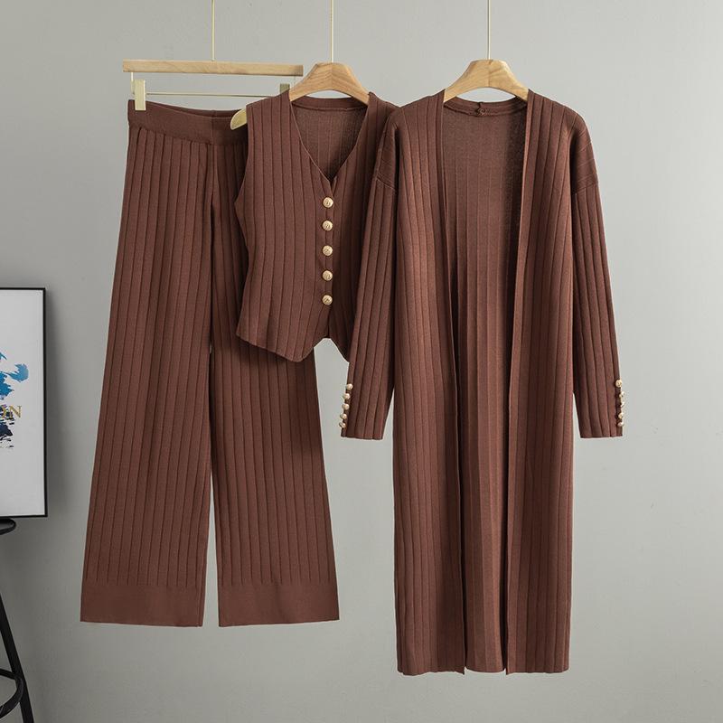 2026 Spring/Fall Elegant Knit Three-Piece Set: Long Cardigan Coat, Single-Breasted Vest, Wide-Leg Pants One Size кофейный
2026 Spring/Fall Elegant Knit Three-Piece Set: Long Cardigan Coat, Single-Breasted Vest, Wide-Leg Pants One Size кофейный