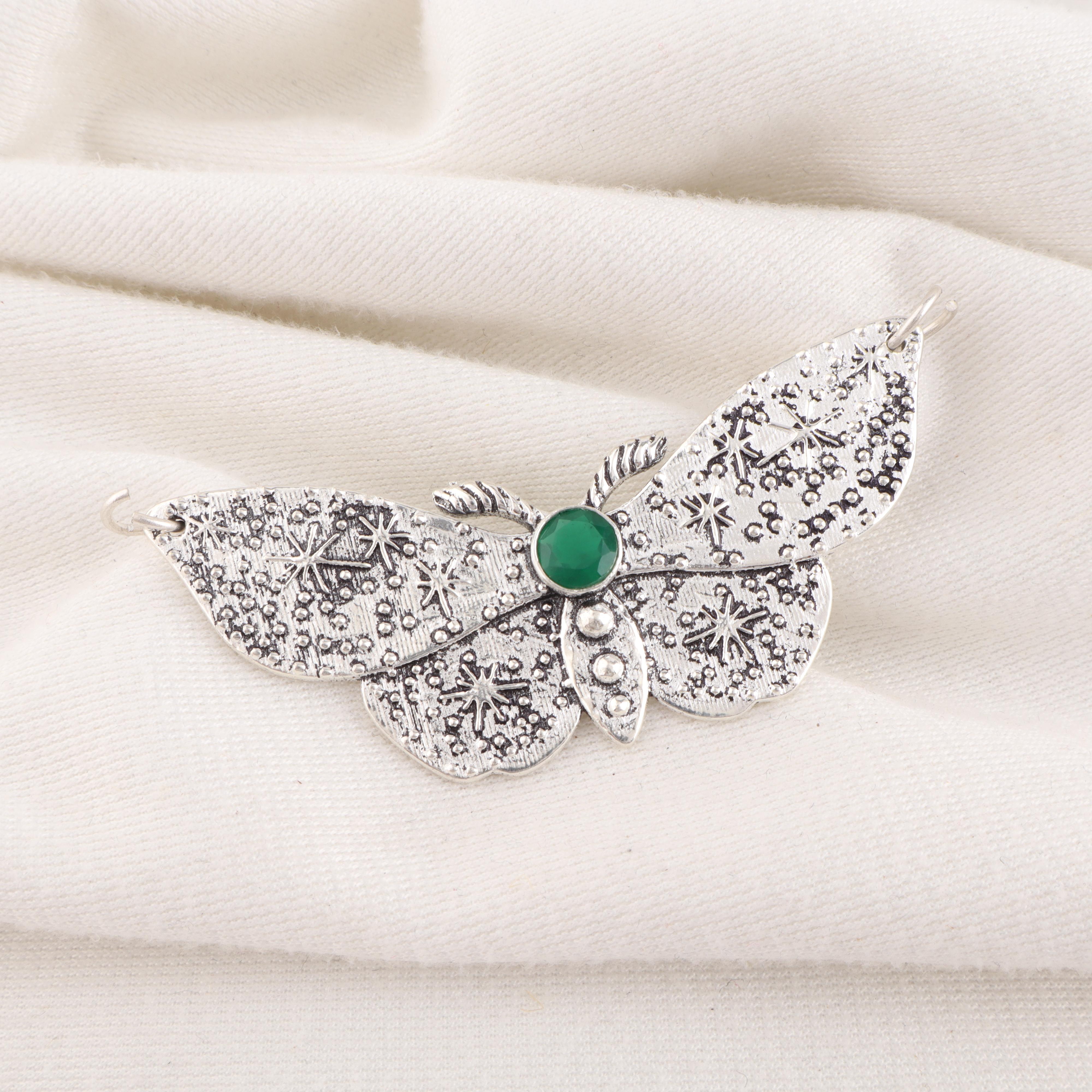 Кулон из зеленого оникса Ювелирные изделия ручной работы из драгоценных камней, кулон из стерлингового серебра 925 пробы, уникальный дизайн ювелирных изделий 0.7 Inches зелёный
Кулон из зеленого оникса Ювелирные изделия ручной работы из драгоценных камней, кулон из стерлингового серебра 925 пробы, уникальный дизайн ювелирных изделий 0.7 Inches зелёный