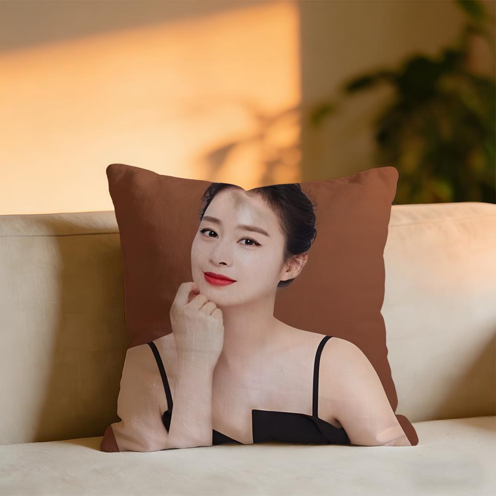 Kim Taehee Cushion Cover Cozy Velvet Throw PillowSoft Warm Cushion For Sofa Bed 30x30 cm
Kim Taehee Cushion Cover Cozy Velvet Throw PillowSoft Warm Cushion For Sofa Bed 30x30 cm