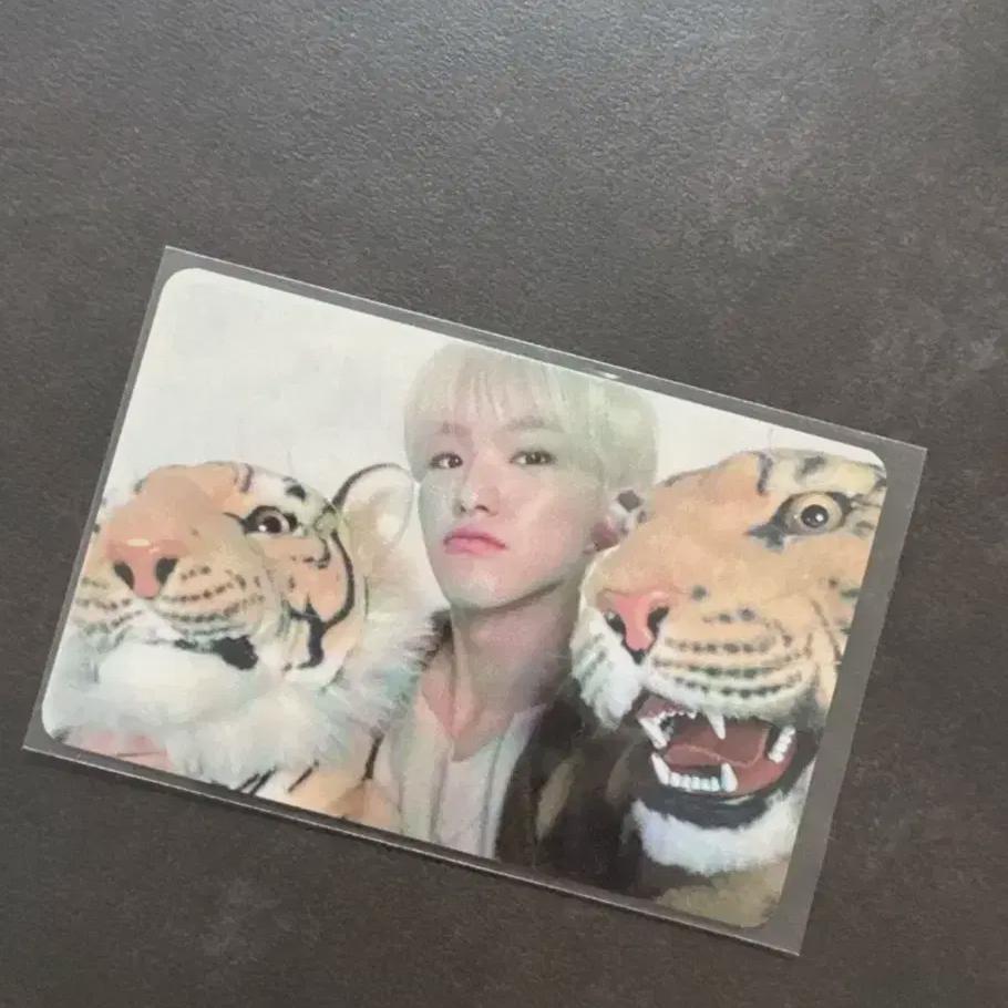 Seventeen Hoshi 2020 Season s Greetings Photocard
Seventeen Hoshi 2020 Season s Greetings Photocard