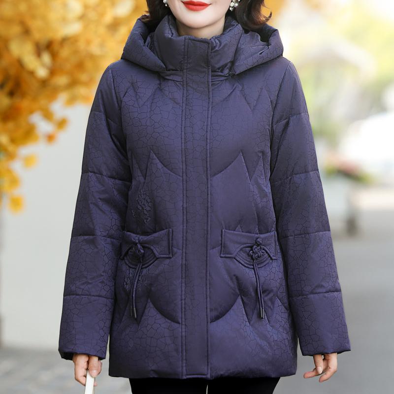 Зимове пухове пальто для жінок великих розмірів, верхній одяг з капюшоном, вишивкою, елегантне, товсте, тепле, пухова куртка, жіночі парки 6XL
Зимове пухове пальто для жінок великих розмірів, верхній одяг з капюшоном, вишивкою, елегантне, товсте, тепле, пухова куртка, жіночі парки 6XL