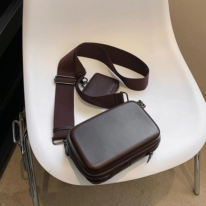 Women Bag Small Box Shape Shoulder Crossbody Bags PU Leather Designer Handbag Purse Fashion Woman Mini Messenger Bag 18cm8cm12cm
Women Bag Small Box Shape Shoulder Crossbody Bags PU Leather Designer Handbag Purse Fashion Woman Mini Messenger Bag 18cm8cm12cm