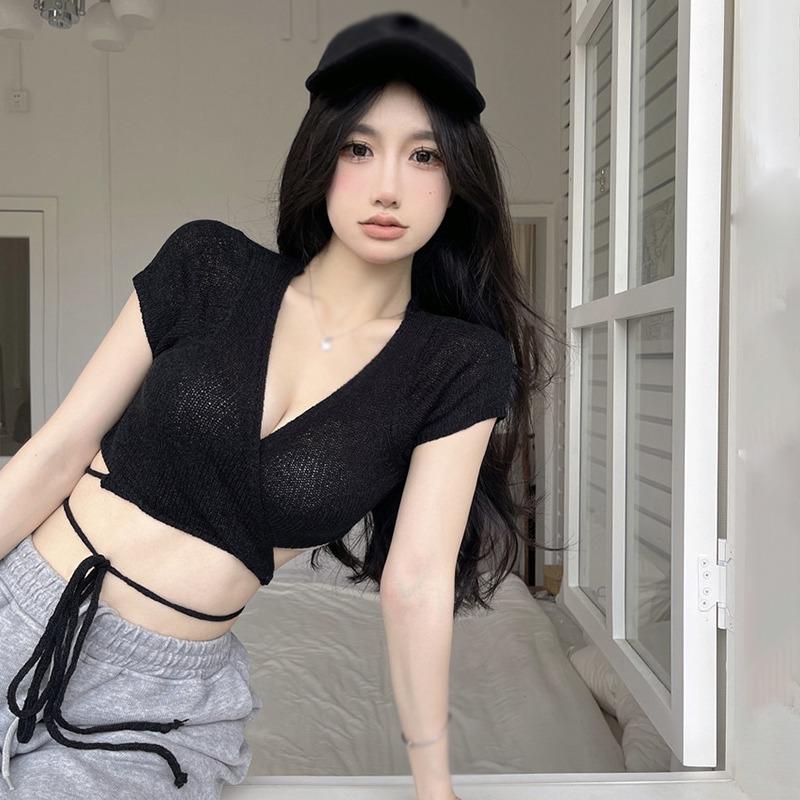 Женские вязаные укороченные топы с короткими рукавами и пупком, топы на шнуровке с V-образным вырезом и крестиком One Size
Женские вязаные укороченные топы с короткими рукавами и пупком, топы на шнуровке с V-образным вырезом и крестиком One Size