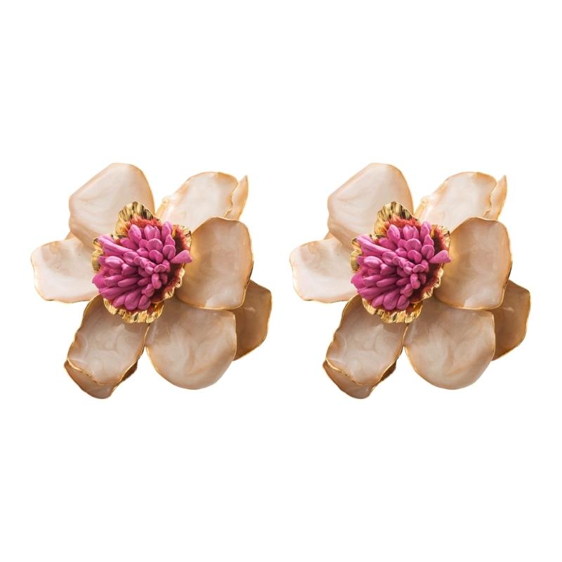 Fashionable Black Tone Camellia Flower Earrings Convenient for Ladies Portable for Daily and Evening Wear Stylish Outfits
Fashionable Black Tone Camellia Flower Earrings Convenient for Ladies Portable for Daily and Evening Wear Stylish Outfits