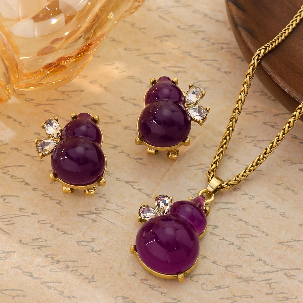 Vintage New Style Retro Gourd Necklace Earring Set With Genuine Gold Electroplating Exquisite Pre Intention Good Luck Fortune
Vintage New Style Retro Gourd Necklace Earring Set With Genuine Gold Electroplating Exquisite Pre Intention Good Luck Fortune