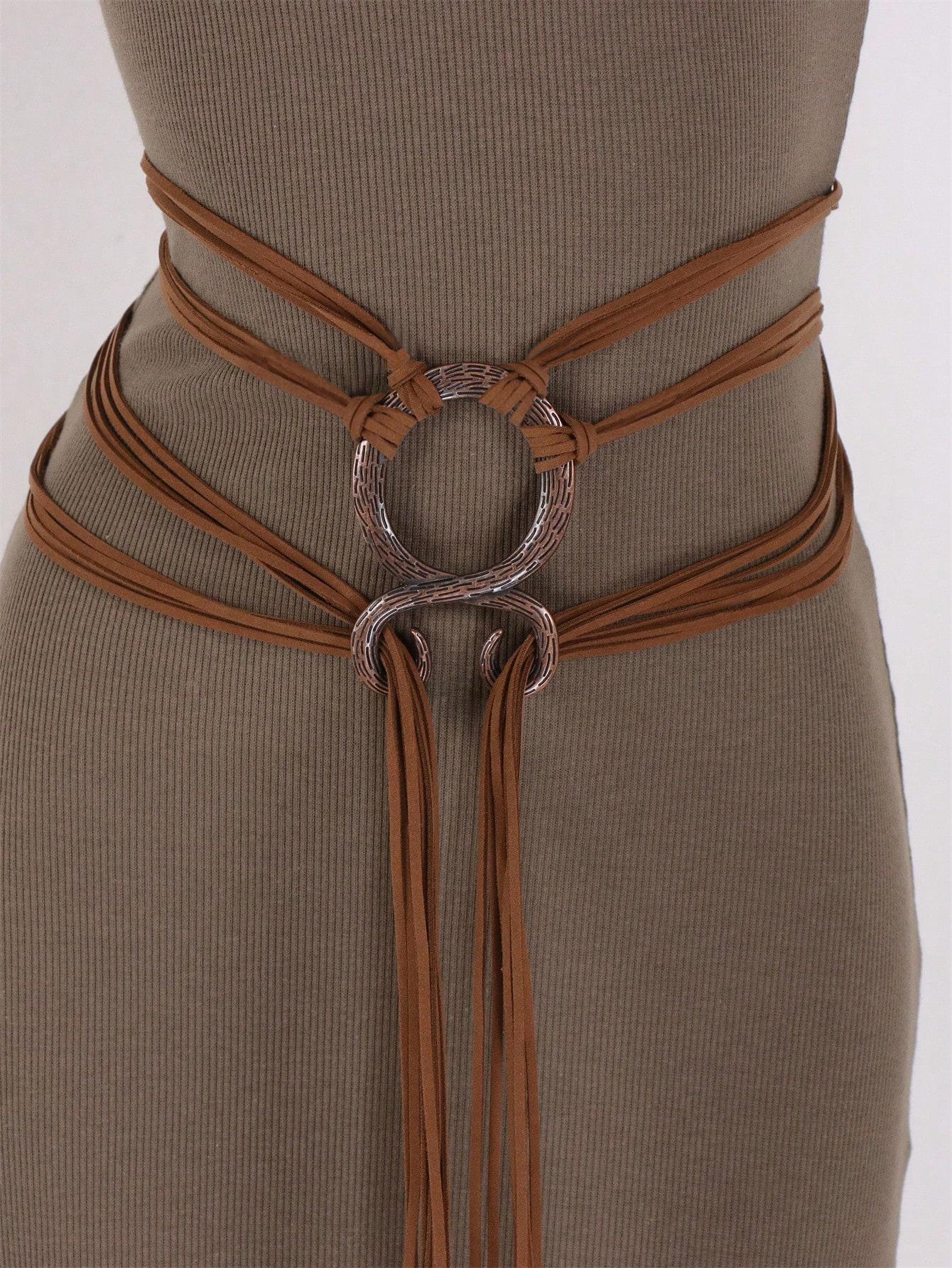 Renaissance retro leather waistband with metal retro diagonal buckle Halloween cosplay costume props
Renaissance retro leather waistband with metal retro diagonal buckle Halloween cosplay costume props