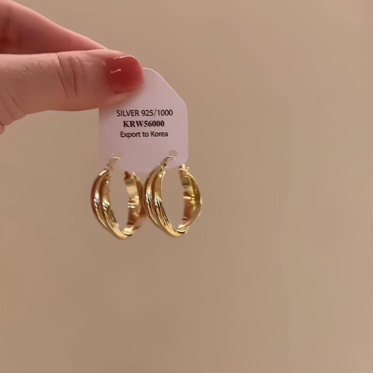 Explosive Cross Geometric Earrings Women s Light Luxury Premium Sense Niche Metal Ear Buckles Cold Wind Versatile Ear Jewelry
Explosive Cross Geometric Earrings Women s Light Luxury Premium Sense Niche Metal Ear Buckles Cold Wind Versatile Ear Jewelry