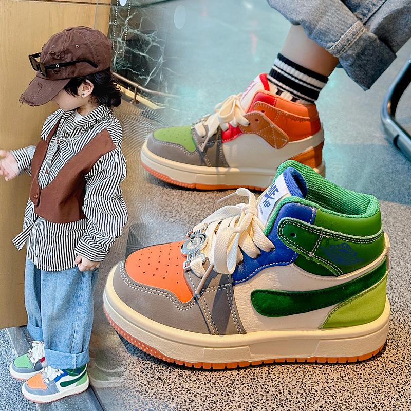 Модная детская обувь весна-осень 2024 года, новая повседневная обувь, детская спортивная обувь с высоким верхом для мальчиков и девочек, модная обувь с героями мультфильмов, кроссовки 35 зелёный
Модная детская обувь весна-осень 2024 года, новая повседневная обувь, детская спортивная обувь с высоким верхом для мальчиков и девочек, модная обувь с героями мультфильмов, кроссовки 35 зелёный