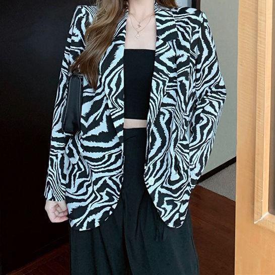 Женский костюмный воротник средней длины шифоновый тонкий дизайн маленький стиль костюм XL
Женский костюмный воротник средней длины шифоновый тонкий дизайн маленький стиль костюм XL