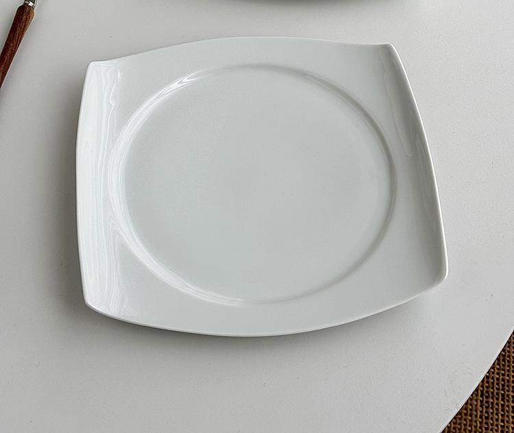 9 Inch White Ceramic Plates New Household Underglaze Color Solid Color Rectangle Dish Nordic Style Beef Steak Dessert Tableware 9 inches білий
9 Inch White Ceramic Plates New Household Underglaze Color Solid Color Rectangle Dish Nordic Style Beef Steak Dessert Tableware 9 inches білий