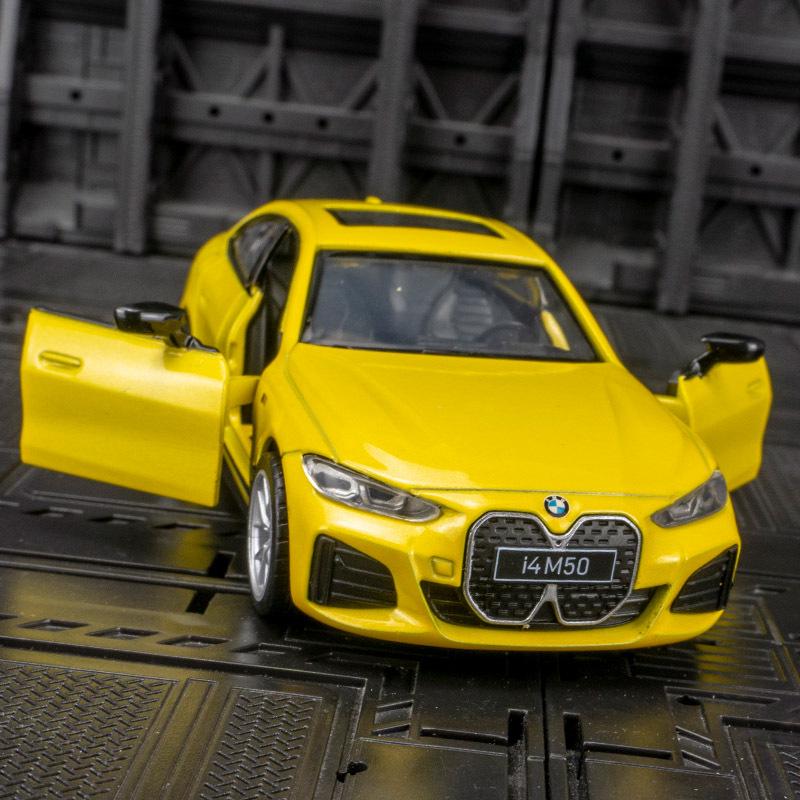 Manager s Choice: Caipo 88720 I4 M50 Alloy Car Model with Sound & Light красный
Manager s Choice: Caipo 88720 I4 M50 Alloy Car Model with Sound & Light красный