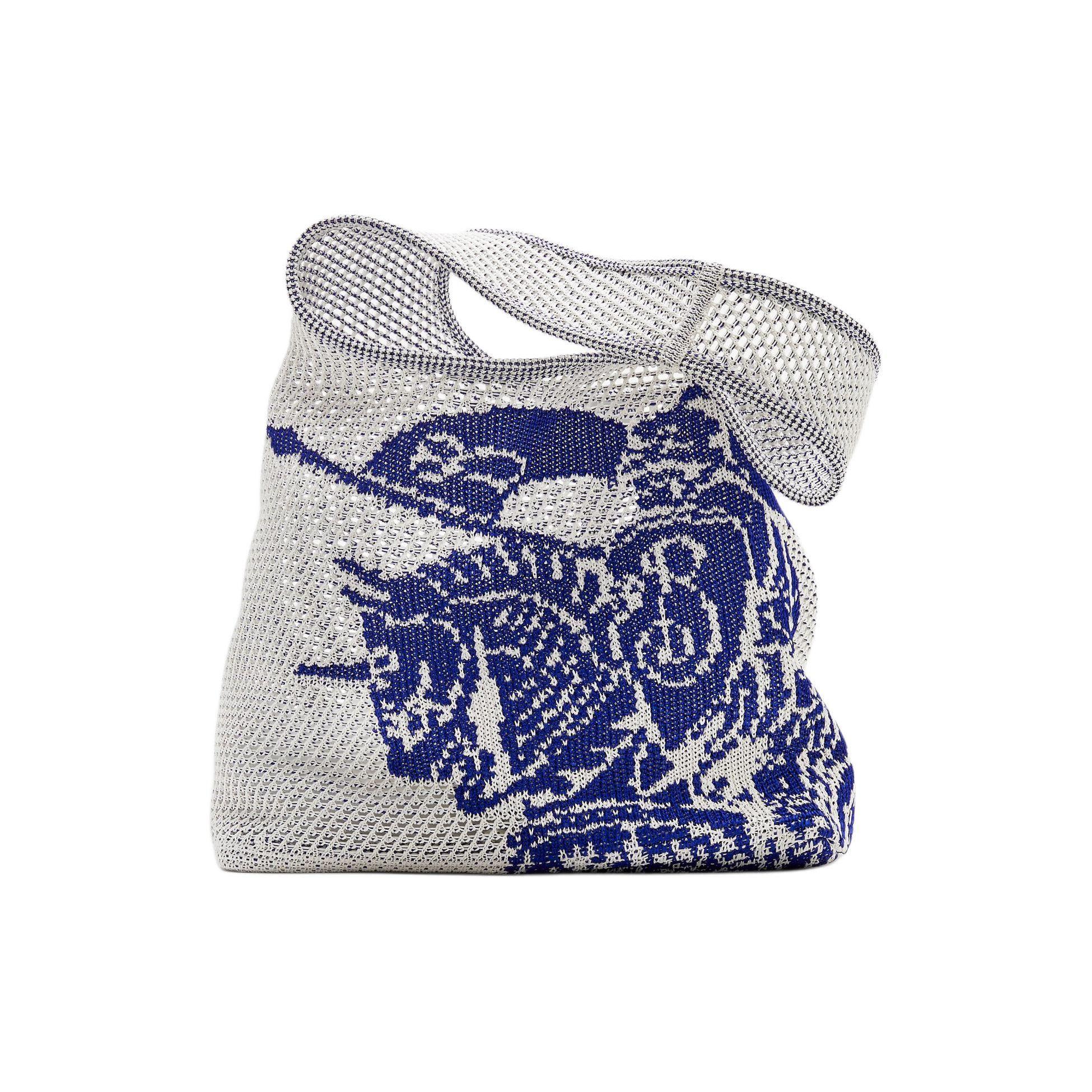 Burberry Hooked Embroidered Equestrian Knight Logo Viscose Fiber Shoulder Tote Bag Large Women handbags White 80906521 Basic Set (Bag+Dust Bag)
Burberry Hooked Embroidered Equestrian Knight Logo Viscose Fiber Shoulder Tote Bag Large Women handbags White 80906521 Basic Set (Bag+Dust Bag)