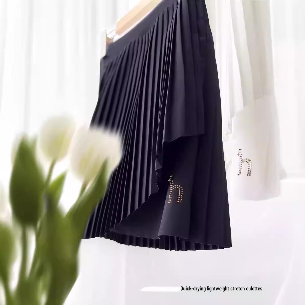 Легкая быстросохнущая плиссированная теннисная юбка для девочек Size 130 (fits around 120cm)
Легкая быстросохнущая плиссированная теннисная юбка для девочек Size 130 (fits around 120cm)