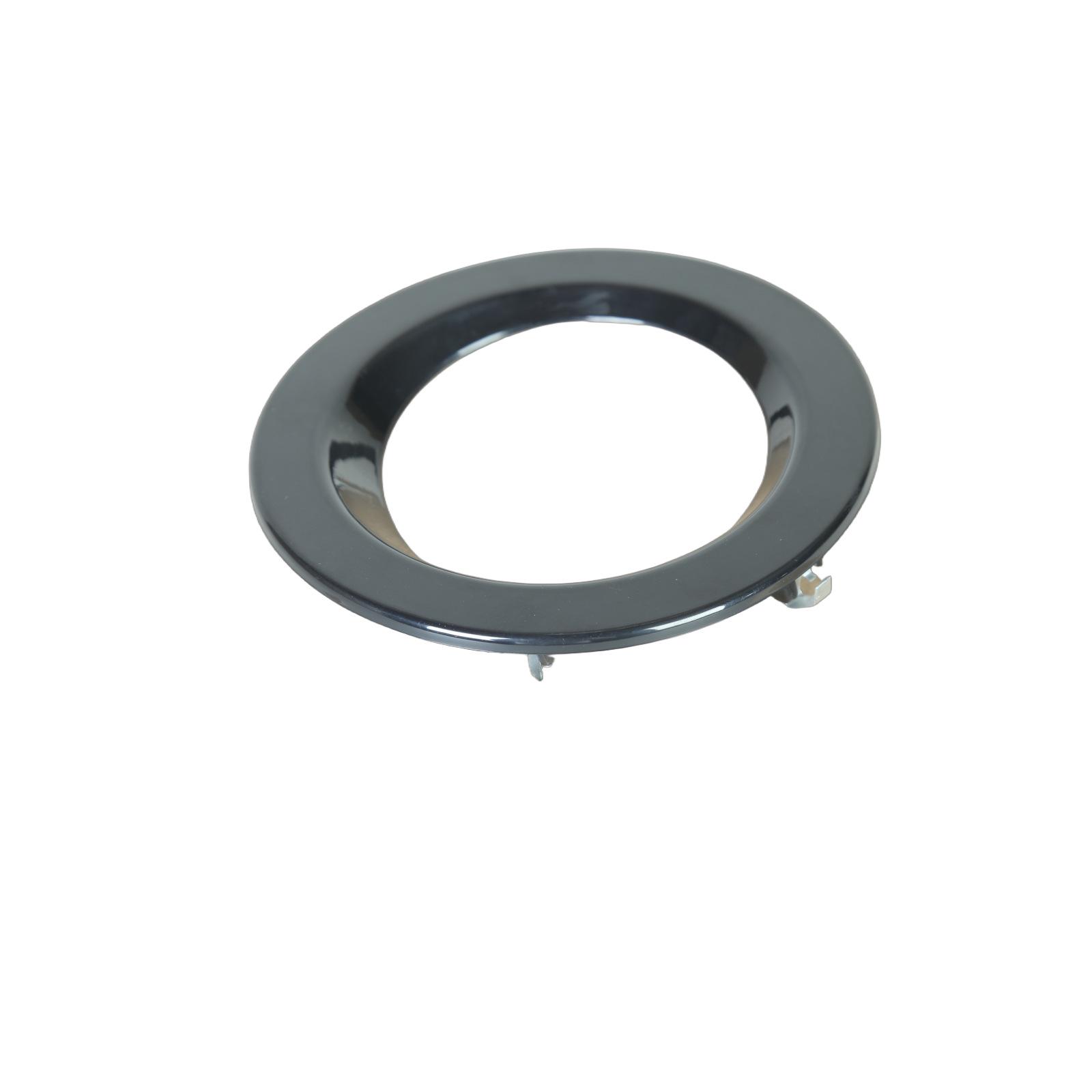 Right Fog Light Bezel Cover for 2002-2009 Land Rover Range Rover (L322) Vogue
Right Fog Light Bezel Cover for 2002-2009 Land Rover Range Rover (L322) Vogue