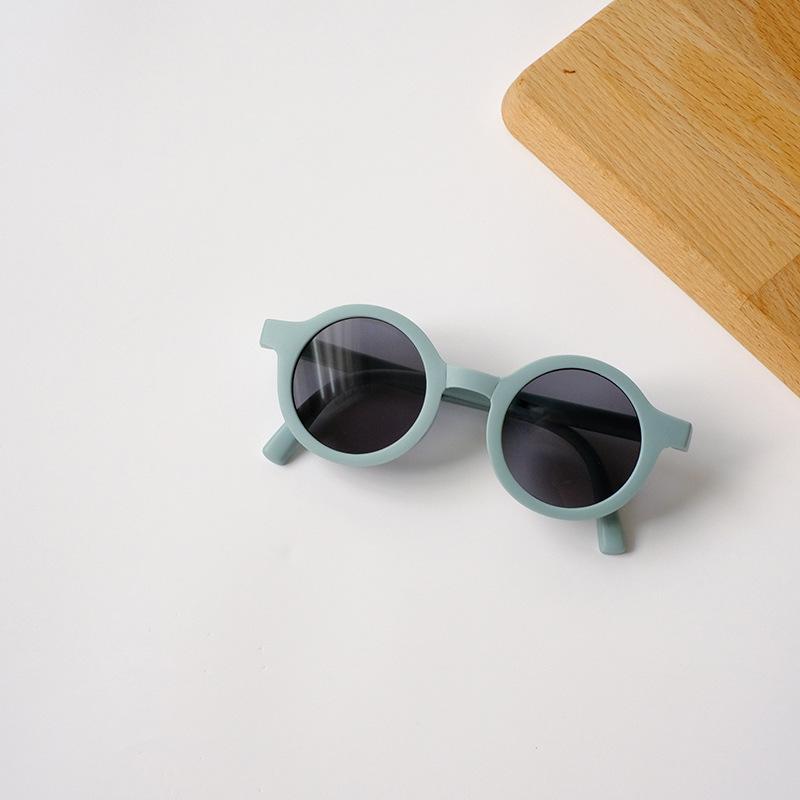 Vintage Children Small Frame Circle Sunglasses Boys Fashion Folding Sun Glasses Girl Outdoor Shading Eyewear Uv400 As shown in the figu
Vintage Children Small Frame Circle Sunglasses Boys Fashion Folding Sun Glasses Girl Outdoor Shading Eyewear Uv400 As shown in the figu
