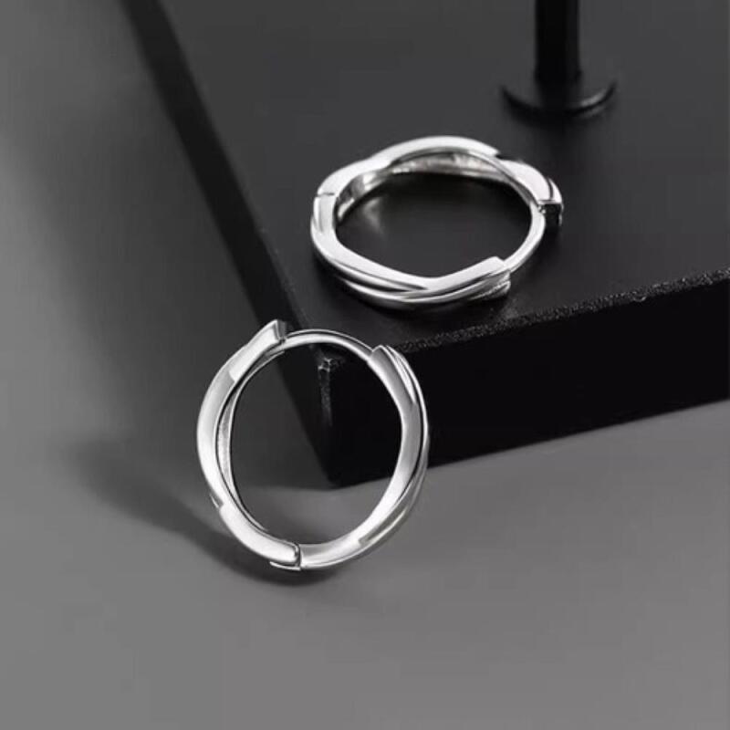 Women s and Men s Couple Cross Round Silver Earrings A25301_Black
Women s and Men s Couple Cross Round Silver Earrings A25301_Black