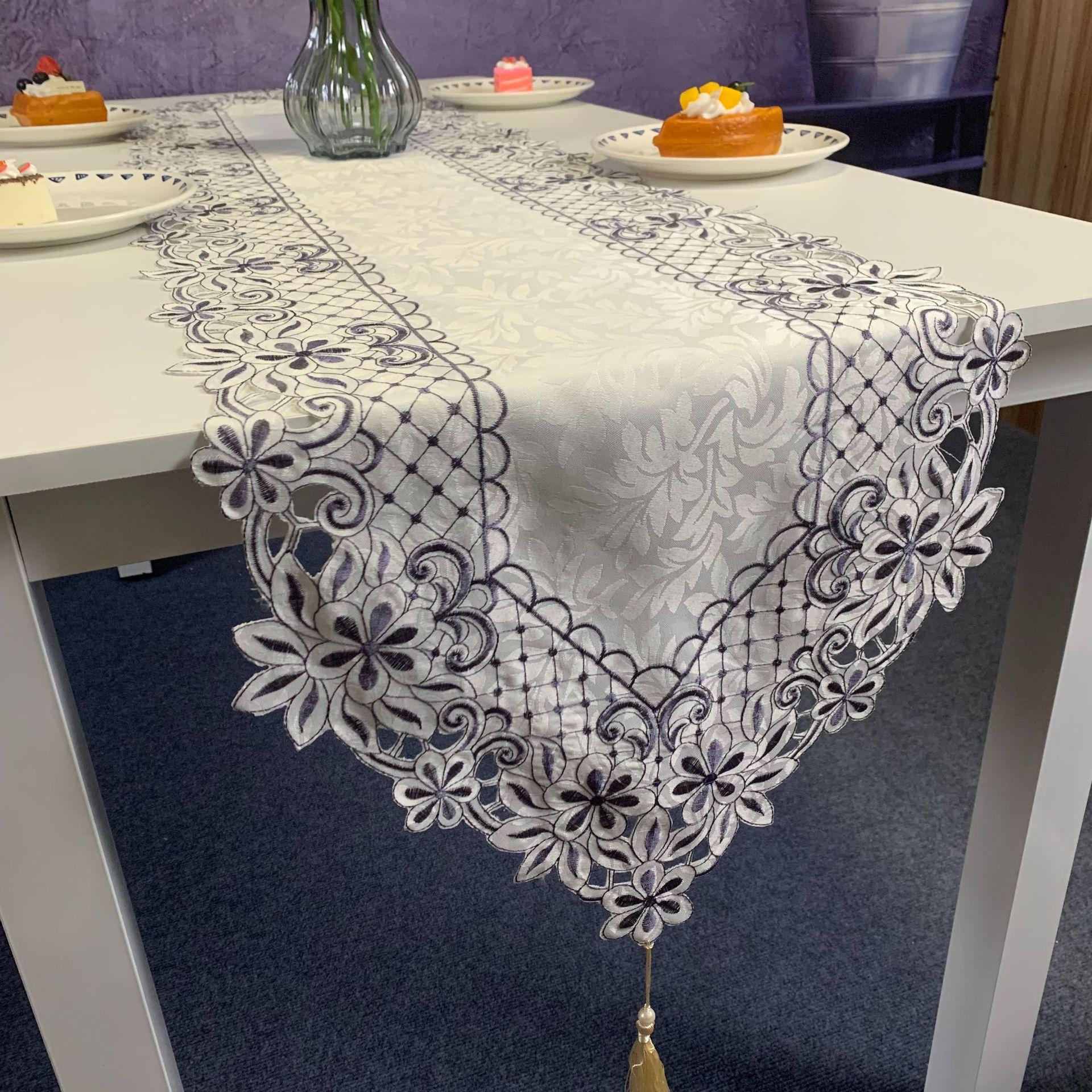 European Table Flag, Simple And Fashionable Style Table Cloth Embroidery Hollow Home Decoration Fringed Table Flag 40*120 белый
European Table Flag, Simple And Fashionable Style Table Cloth Embroidery Hollow Home Decoration Fringed Table Flag 40*120 белый