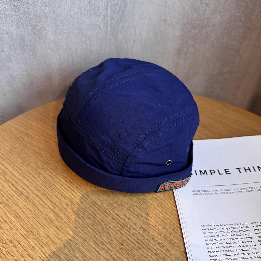 Summer Fashion Unisex Dad Hat With Adjustable Polyester Breathable Sun Protection For Streetwear Enthusiasts темно-синього кольору
Summer Fashion Unisex Dad Hat With Adjustable Polyester Breathable Sun Protection For Streetwear Enthusiasts темно-синього кольору
