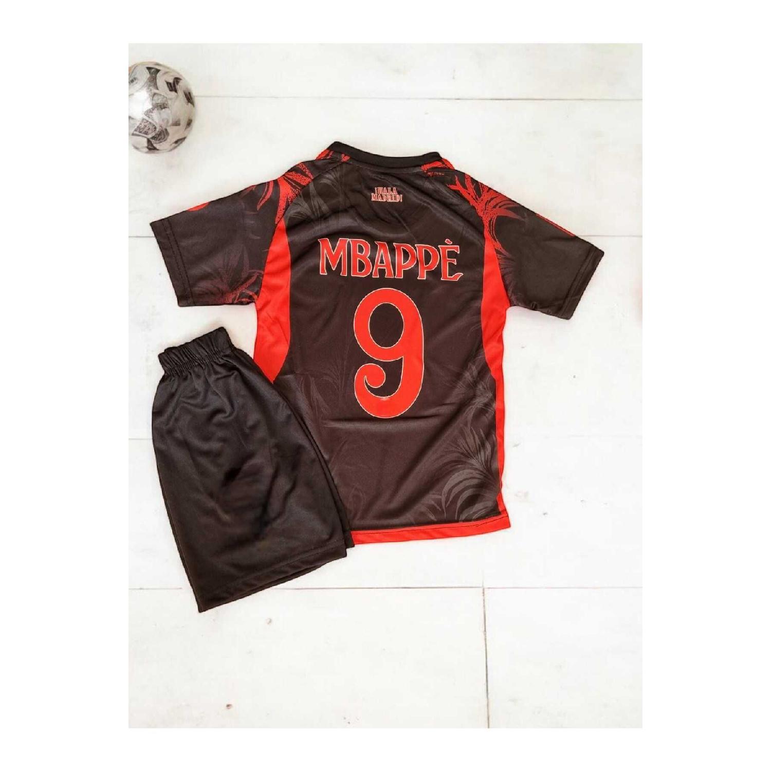 Черные детские футбольные майки и шорты специального дизайна Mbappe 3-4 Yaş чёрный
Черные детские футбольные майки и шорты специального дизайна Mbappe 3-4 Yaş чёрный