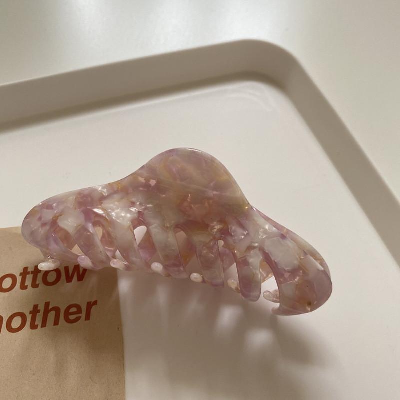 Fashionable Handcrafted Acetate Hair Claw Clip With Trendy Geometric Patterns For Girls Floral Light Purple
Fashionable Handcrafted Acetate Hair Claw Clip With Trendy Geometric Patterns For Girls Floral Light Purple