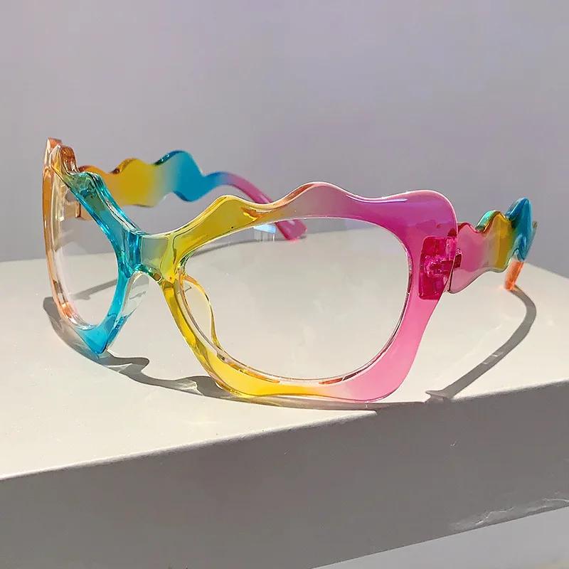 Vintage Y2K Luxury Brand Designer Oversized Wave Sunglasses Women For Men Sun Glasses Trend Punk Popular Big Frame Shades UV400
Vintage Y2K Luxury Brand Designer Oversized Wave Sunglasses Women For Men Sun Glasses Trend Punk Popular Big Frame Shades UV400