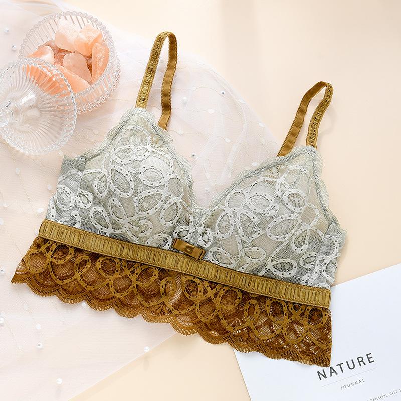 .CM ultra-thin Japanese and Korean style splicing rabbit ear lace, no steel ring breathable bra sexy bra 40/90cd universal cup коричневий
.CM ultra-thin Japanese and Korean style splicing rabbit ear lace, no steel ring breathable bra sexy bra 40/90cd universal cup коричневий