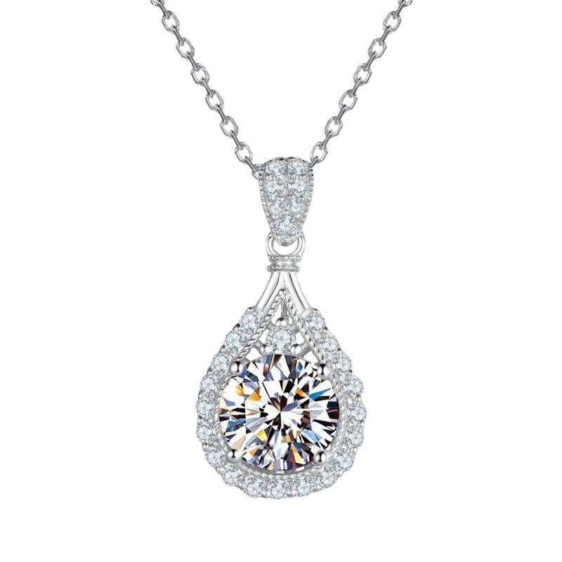 Super Shiny Pear-Shaped Moissanite Pendant with Micro-Inlaid Eight Hearts & Arrows, Platinum-Plated Necklace
Super Shiny Pear-Shaped Moissanite Pendant with Micro-Inlaid Eight Hearts & Arrows, Platinum-Plated Necklace