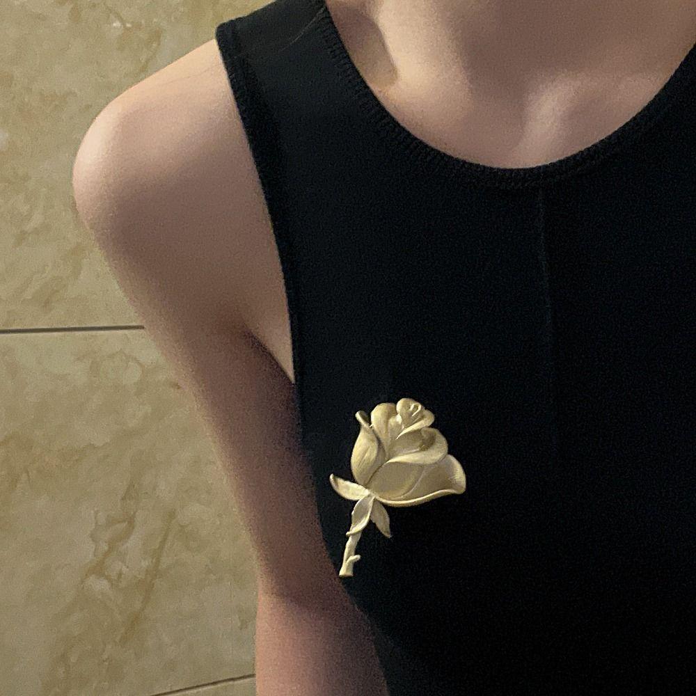 Collar Pin Romantic Badge Cheongsam Accessories Banquet Clothes Pin Friends Gift золотий
Collar Pin Romantic Badge Cheongsam Accessories Banquet Clothes Pin Friends Gift золотий