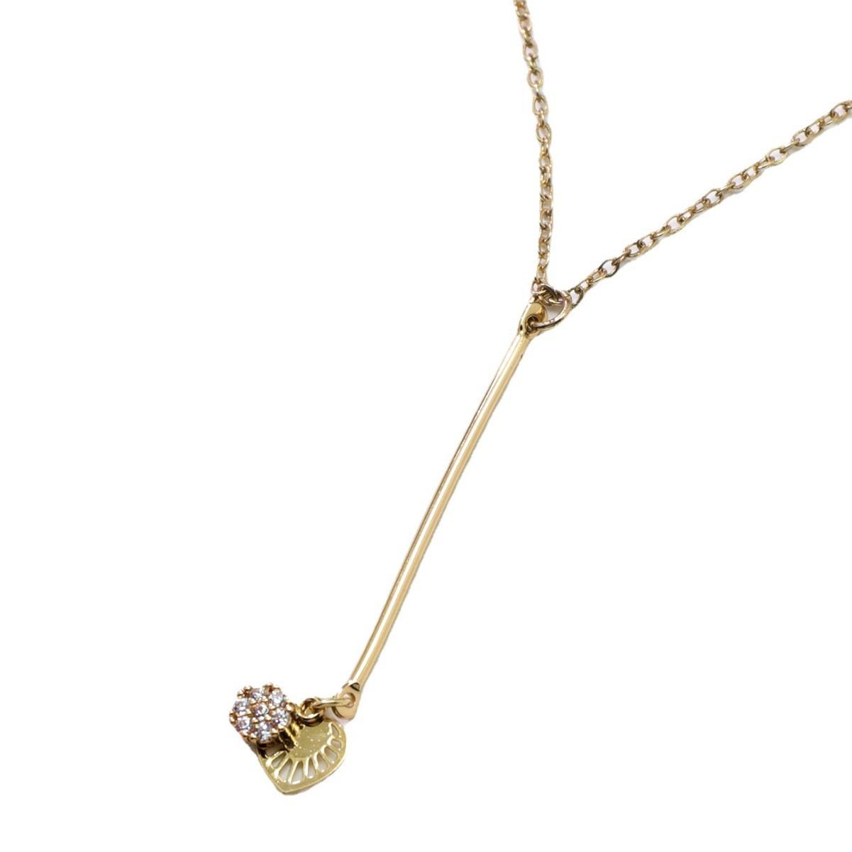 Небольшой свежий сердечный кулон из антикоррозионного листа, золотистый свет, роскошная простая О-образная цепочка
Небольшой свежий сердечный кулон из антикоррозионного листа, золотистый свет, роскошная простая О-образная цепочка