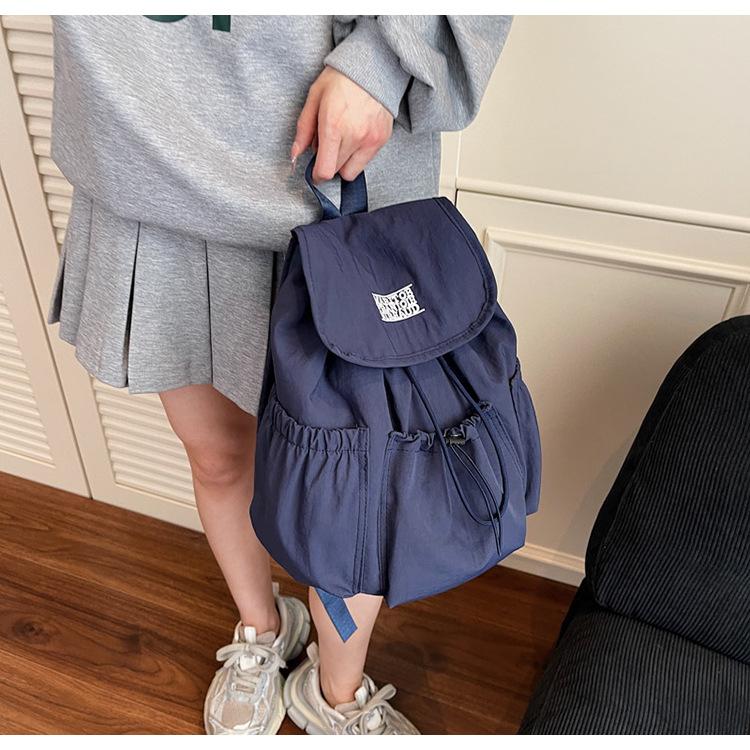 New backpack niche design nylon travel schoolbag drawstring outdoor large capacity casual lightweight backpack серый
New backpack niche design nylon travel schoolbag drawstring outdoor large capacity casual lightweight backpack серый