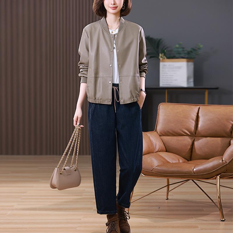 Women s Stylish Spring & Autumn 2024 Loose-Fit Leather Jacket and Denim Jeans Set XL (Recommended weight: 130-145 kg)
Women s Stylish Spring & Autumn 2024 Loose-Fit Leather Jacket and Denim Jeans Set XL (Recommended weight: 130-145 kg)
