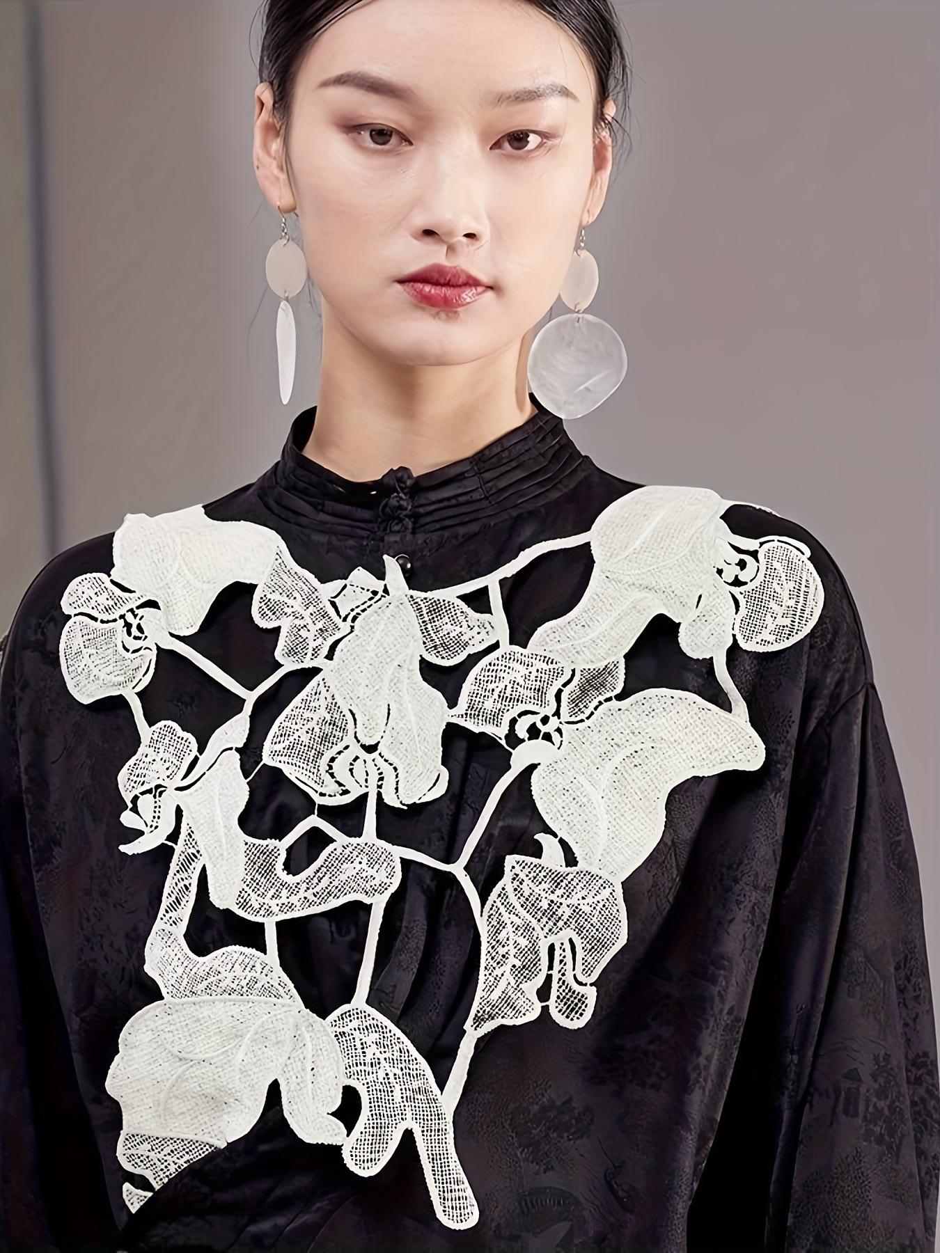 Black Embroidered Crochet Lace Vest Cover-Up with Layered Design One Size білий
Black Embroidered Crochet Lace Vest Cover-Up with Layered Design One Size білий