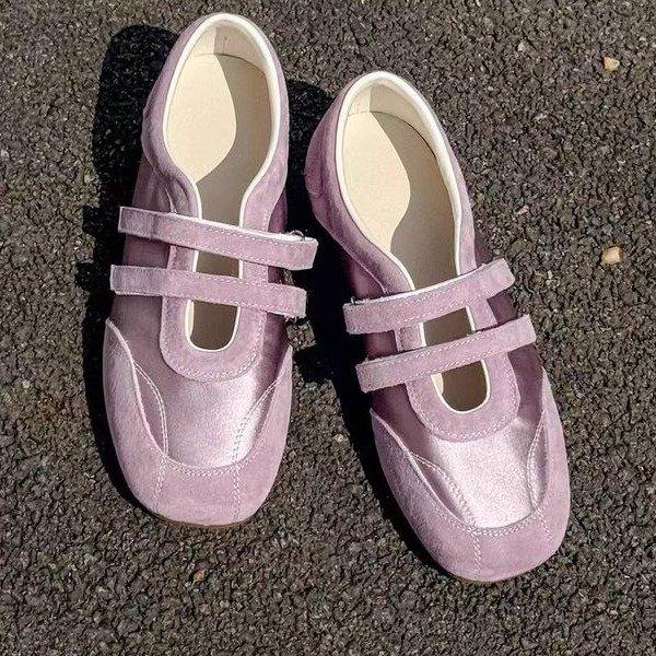 Women s Silver Gray Lace-Up Sneakers - Suede & Mesh Comfort Shoes with White Socks 36
Women s Silver Gray Lace-Up Sneakers - Suede & Mesh Comfort Shoes with White Socks 36