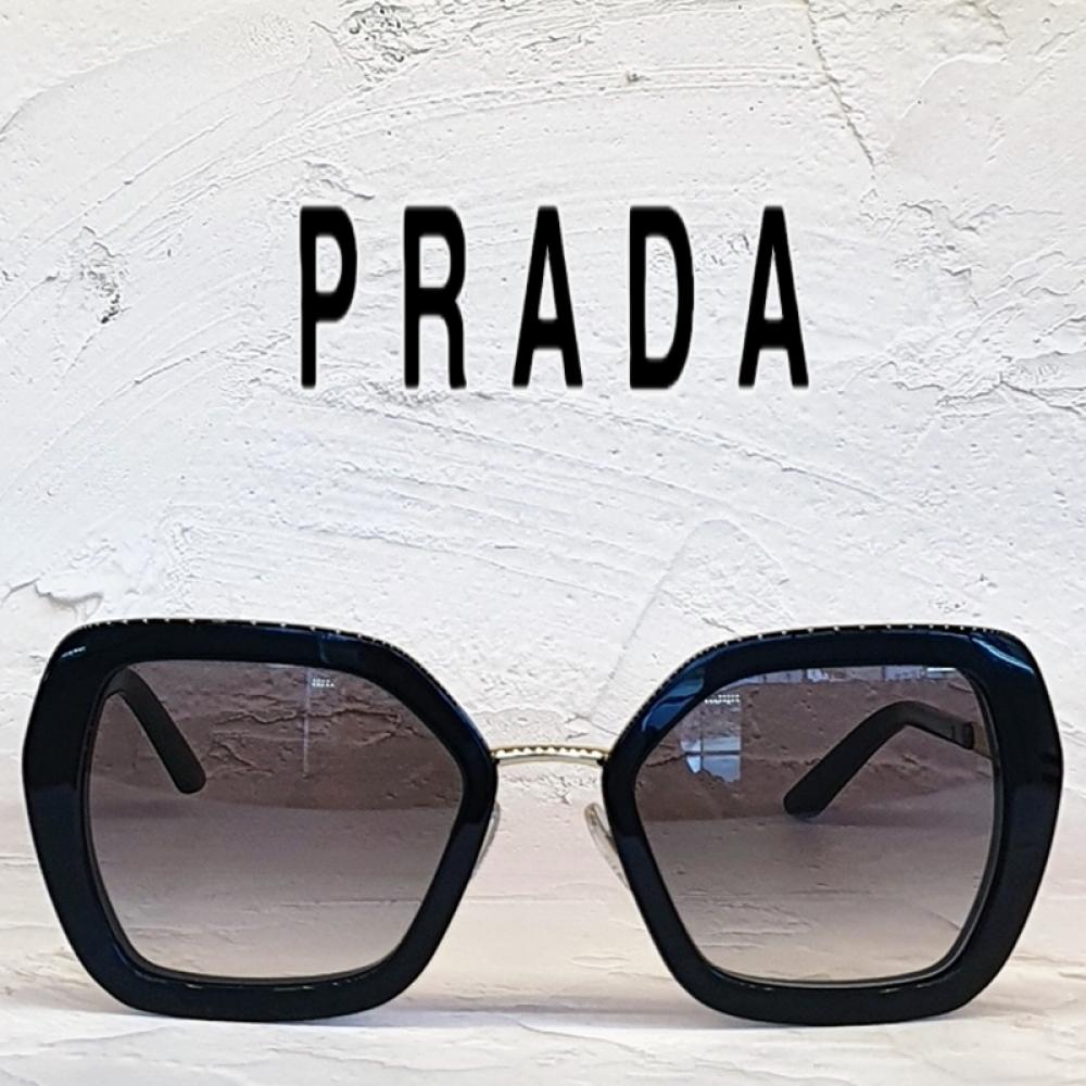 Роскошные солнцезащитные очки Prada Prada SPR53Y AAV 0A7 Polygon Combi, импортные солнцезащитные очки
Роскошные солнцезащитные очки Prada Prada SPR53Y AAV 0A7 Polygon Combi, импортные солнцезащитные очки