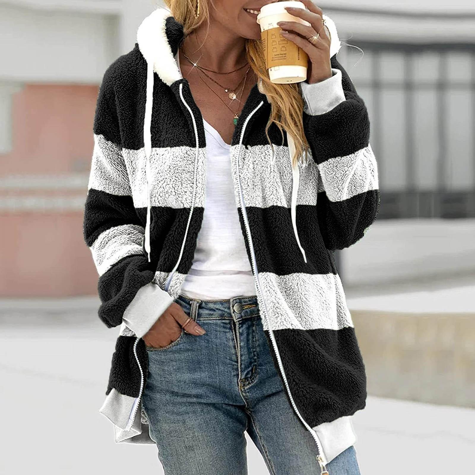 Женская свободная плюшевая куртка большого размера с разноцветными панелями на молнии с капюшоном M чёрный
Женская свободная плюшевая куртка большого размера с разноцветными панелями на молнии с капюшоном M чёрный