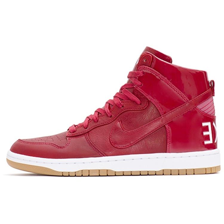 Nike Dunk High Lux Gym Red 718790-661 40.5
Nike Dunk High Lux Gym Red 718790-661 40.5