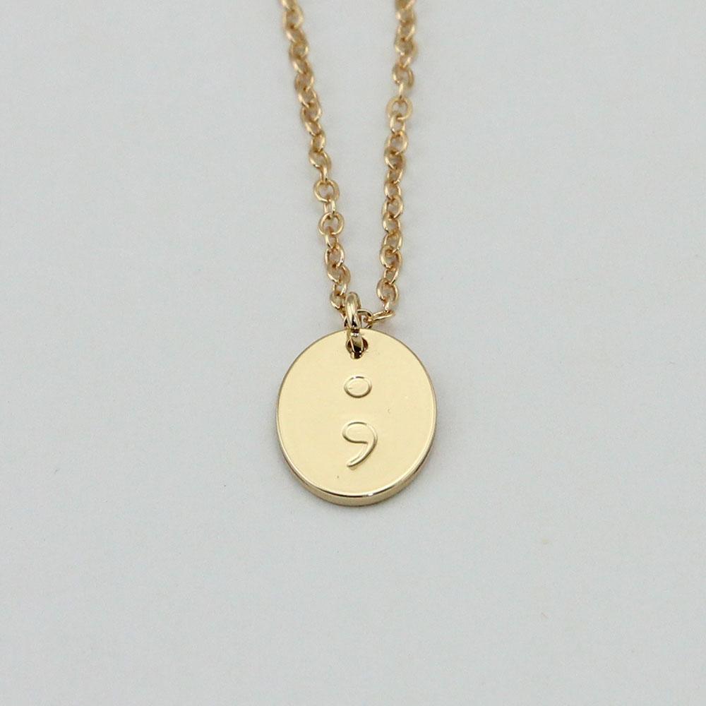 Wholesale High Quality Women Accessories Jewelry New Design Semicolon Engraved Pendant Necklace Silver Color
Wholesale High Quality Women Accessories Jewelry New Design Semicolon Engraved Pendant Necklace Silver Color